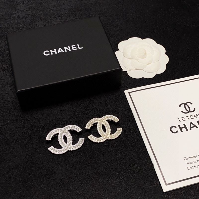 Ch**el brooches